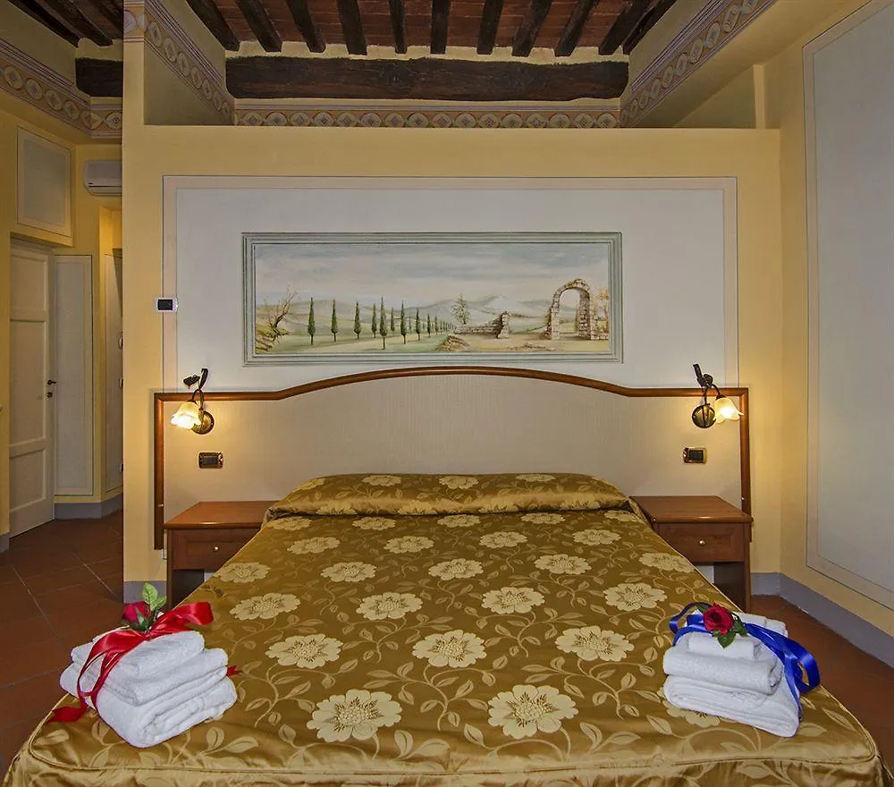 *** Bed & Breakfast Dimora Dei Guelfi Luxury Rooms Lucca Italy
