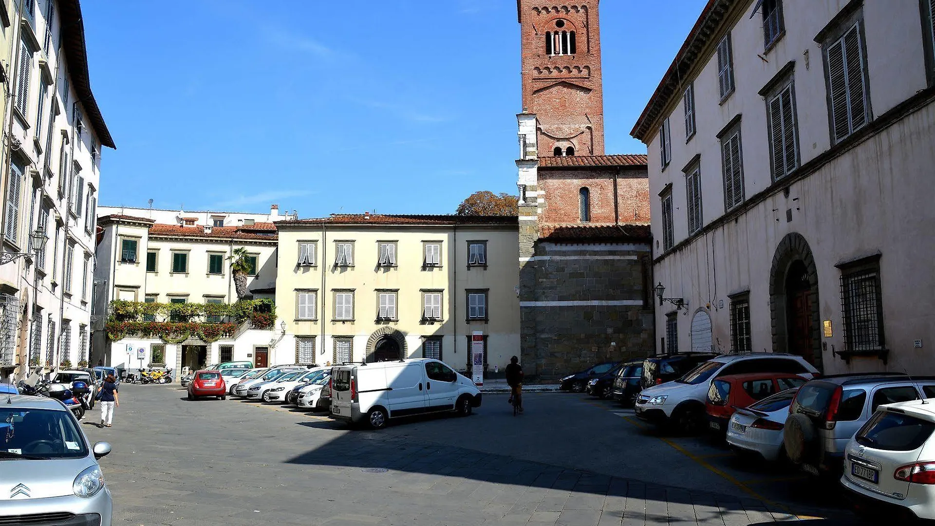 Bed & Breakfast Dimora Dei Guelfi Luxury Rooms Lucca